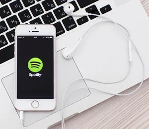 Les abonnements aux services de streaming dépassent désormais les ventes de CD